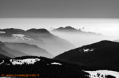 Lontanbo nella nebbia